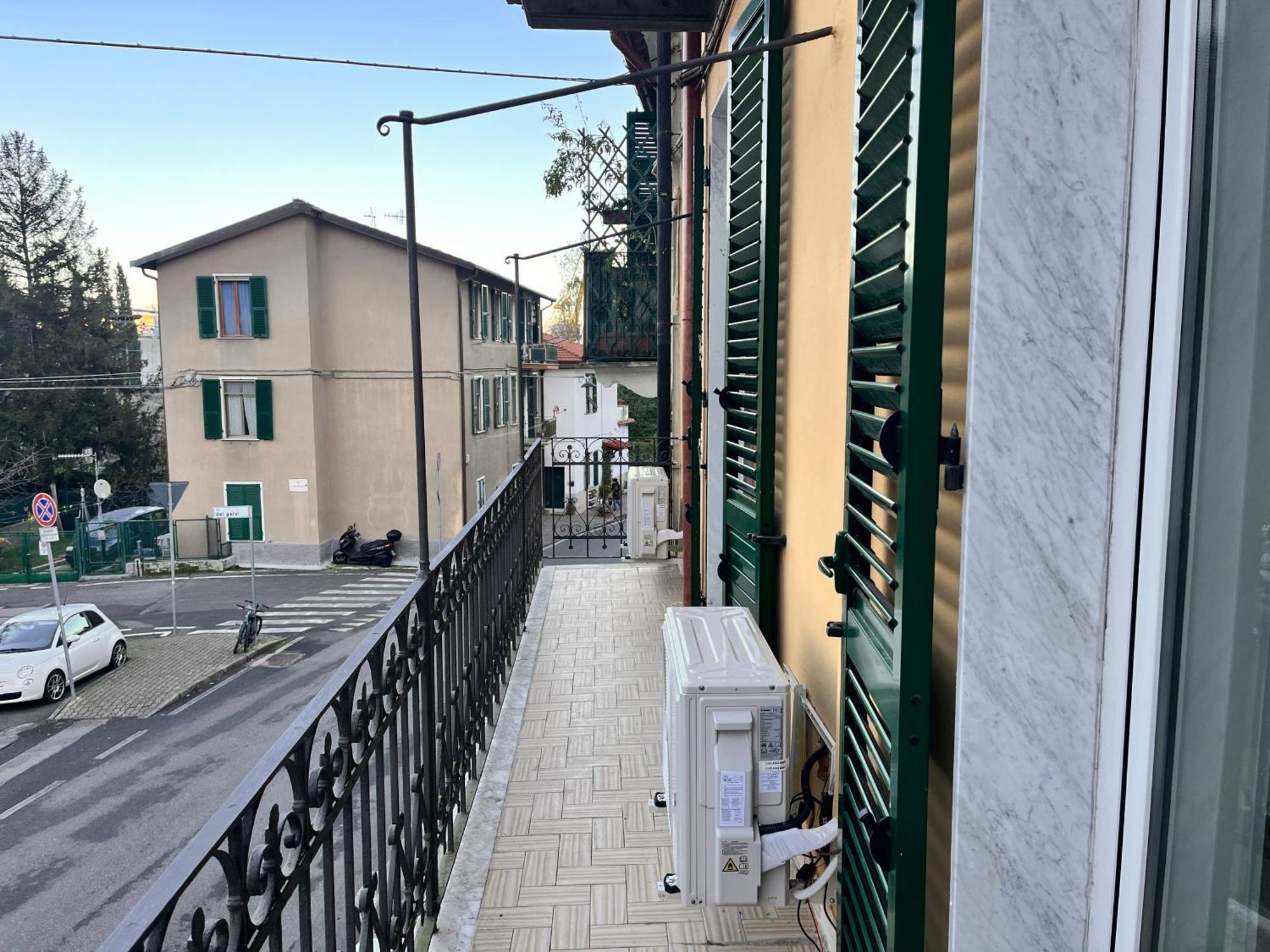 La Casetta Del Vicolo La Spezia Bagian luar foto